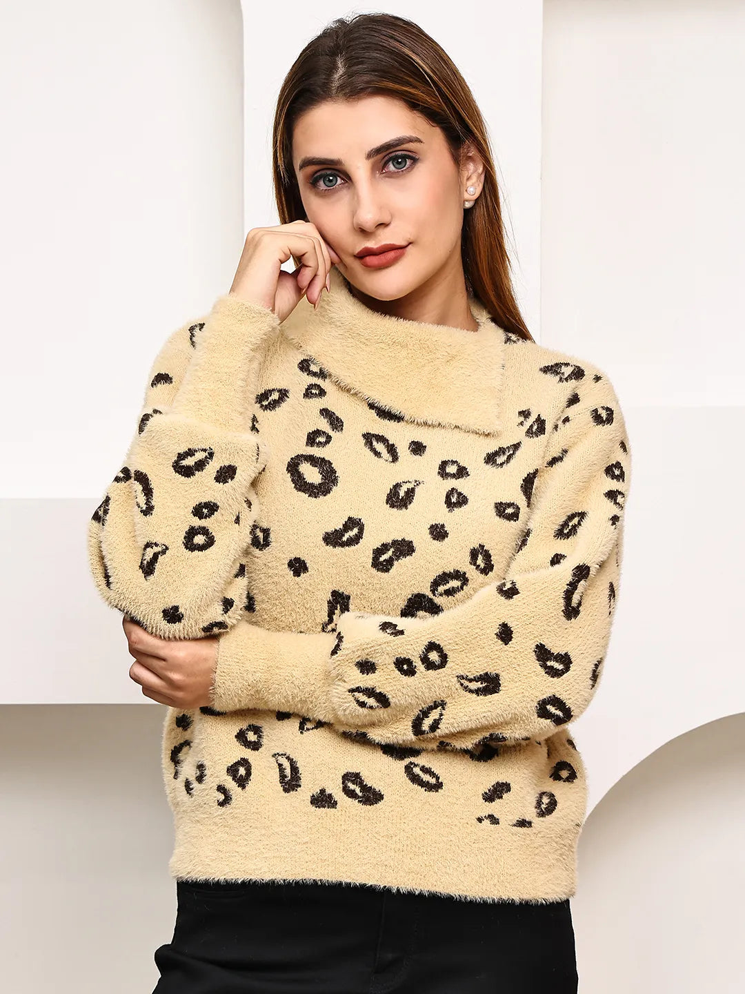Beige Fuzzy Leopard Print Sweater Top for Women – Soft Acrylic Jacquard