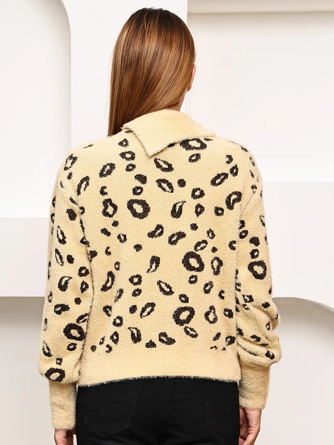 Beige Fuzzy Leopard Print Sweater Top for Women – Soft Acrylic Jacquard